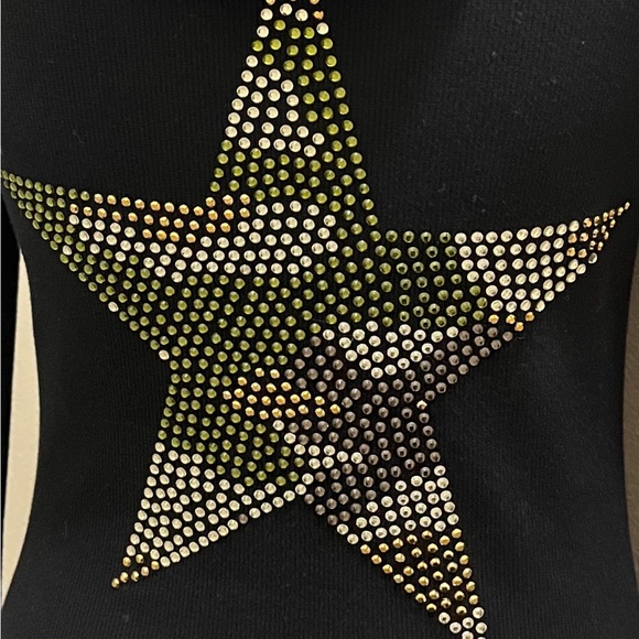 Royal Plush, Hooded Black, Long Sleeve - Picture 3 of 5